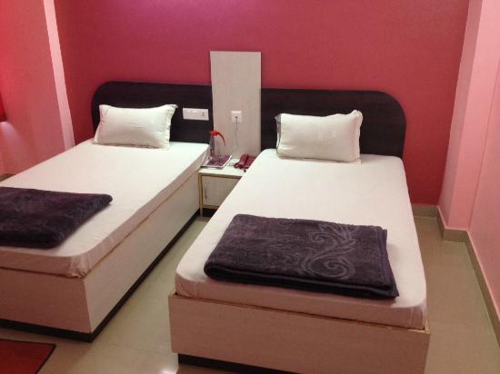 Hotel Viraat Inn
